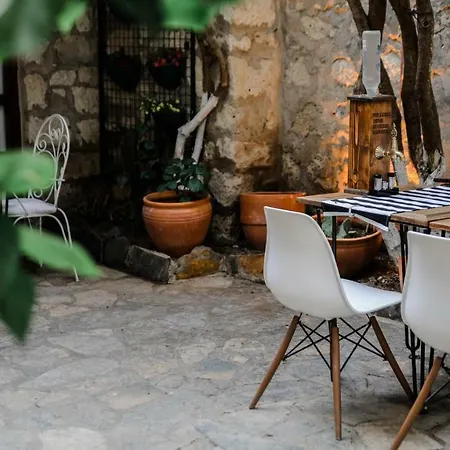 Firuze Alacati Hotel & Meyhane Bed & Breakfast Çeşme
